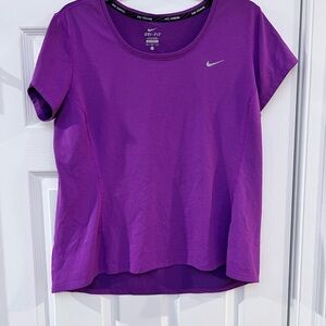 Women's Size XL NIKE RUNNING Nike Short Sleeve Purple DRI-FIT Tee GUC